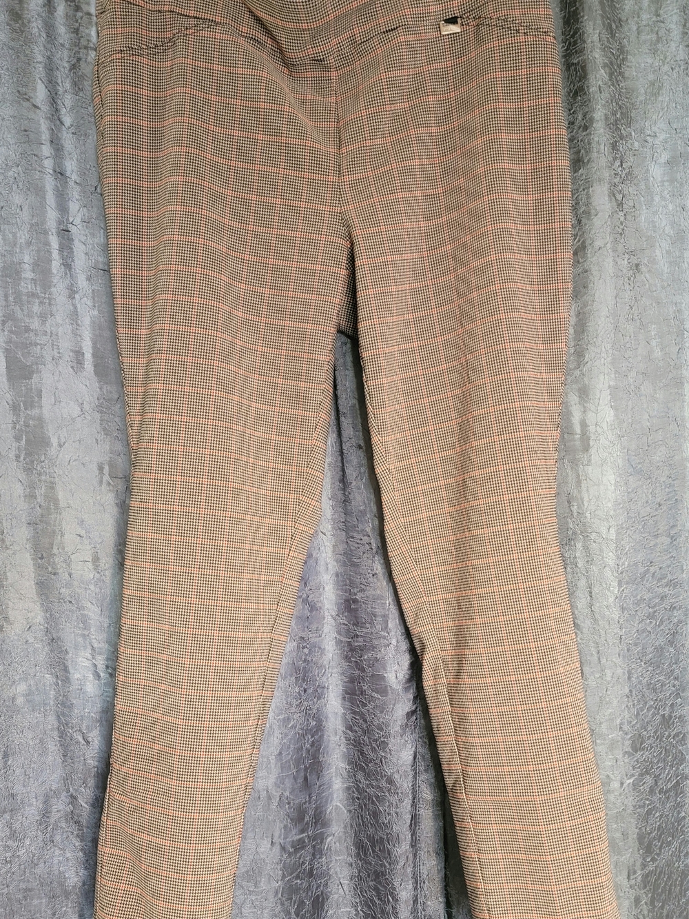 Anne Klein Tan Plaid Skinny Pants